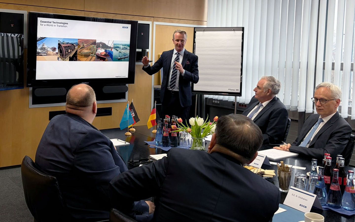 哈萨克斯坦大使访问德国KOCH公司，共商可持续原材料合作新路径(图2)