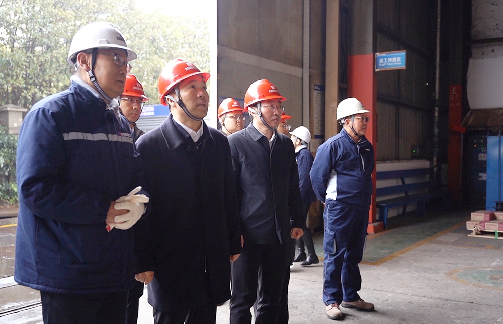 南通市崇川区区委书记胡拥军一行莅临子公司润邦重机调研复工复产工作(图2) 南通市崇川区区委书记胡拥军一行莅临子公司润邦重机调研复工复产工作(图2)